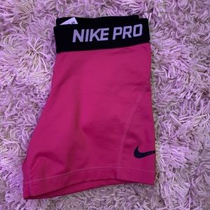 Girls Nike Pros Shorts